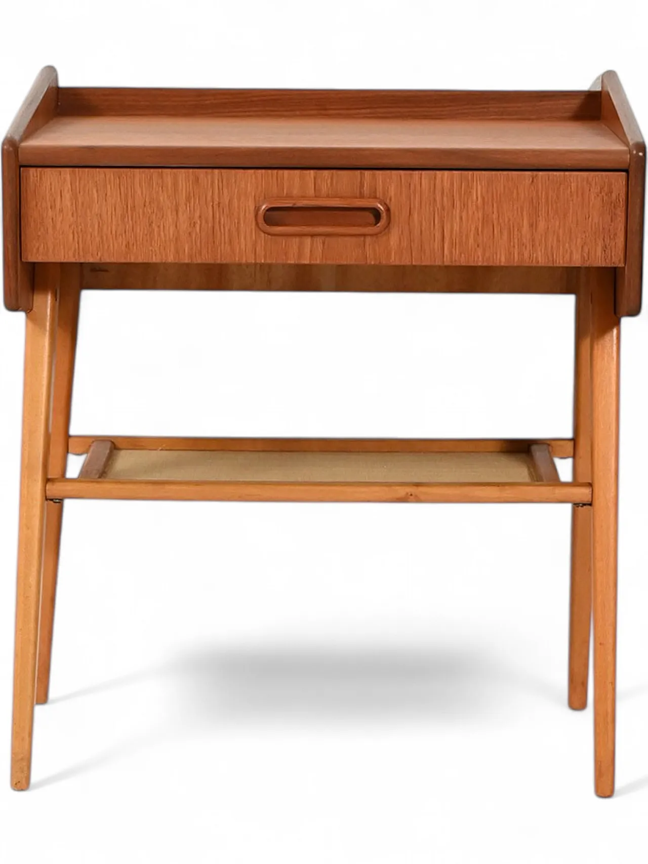 Comodino scandinavo con mensola in tessuto 9