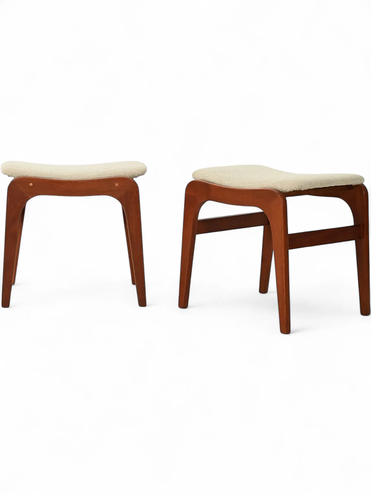 Coppia di sgabelli danesi in teak, anni '50 11