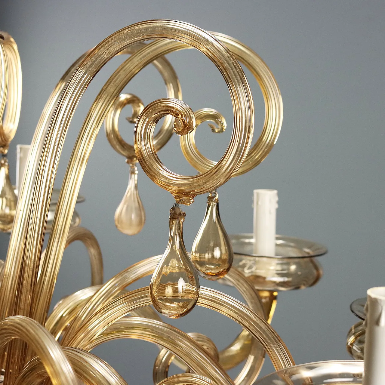 Lampadario in vetro soffiato ambrato, '900 5