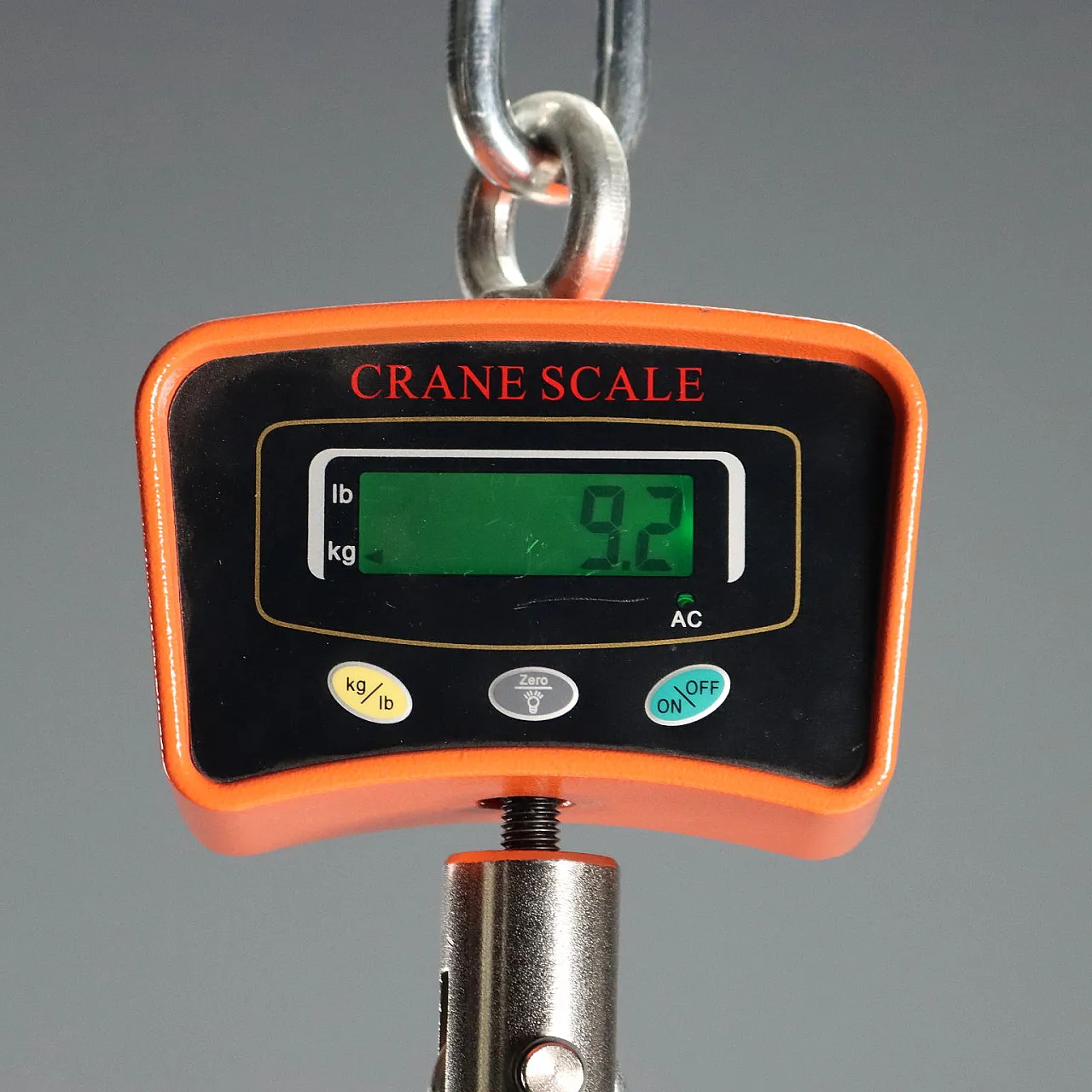 Lampadario a otto luci retto da bracci ricurvi in ferro brunito, '800 10