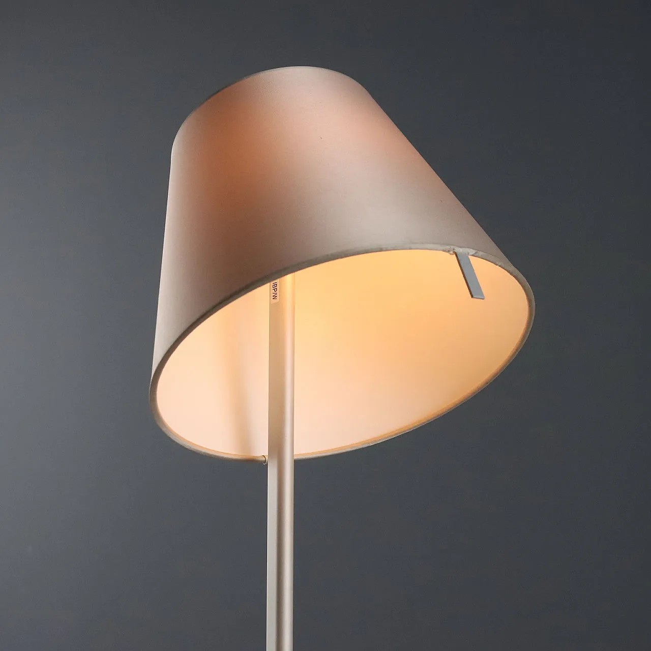 Lampada da tavolo con diffusore orientabile, '900 4