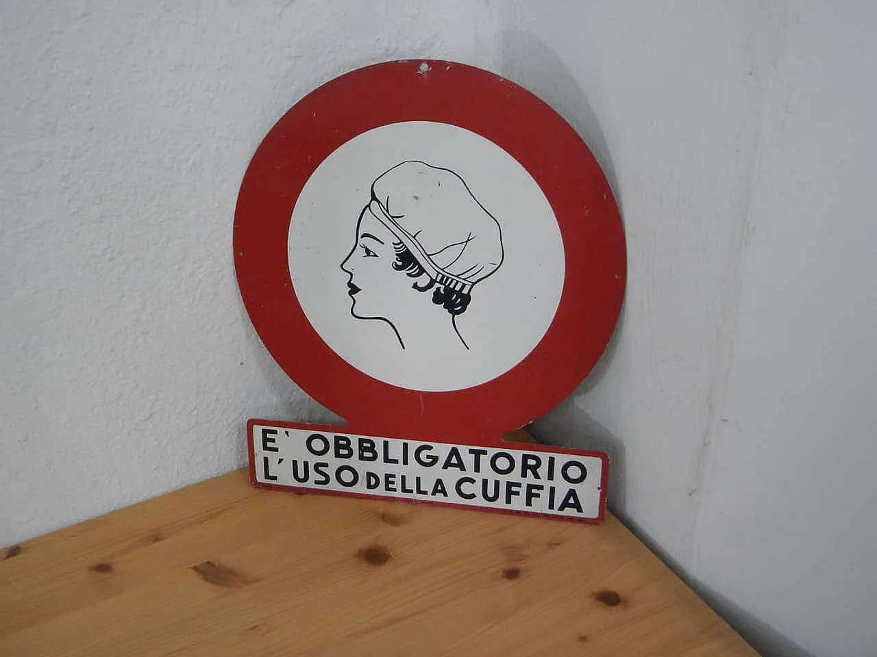 Insegna Obbligo uso della cuffia 1950 2