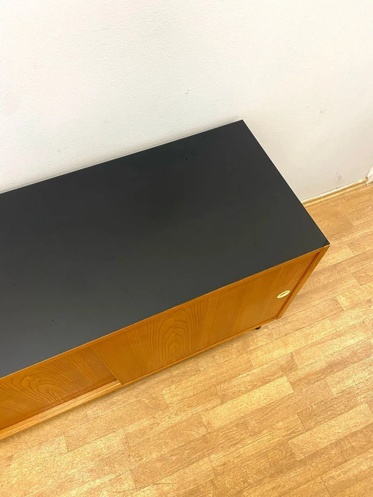 Mobiletto con cassettiera retrò, anni '60 2