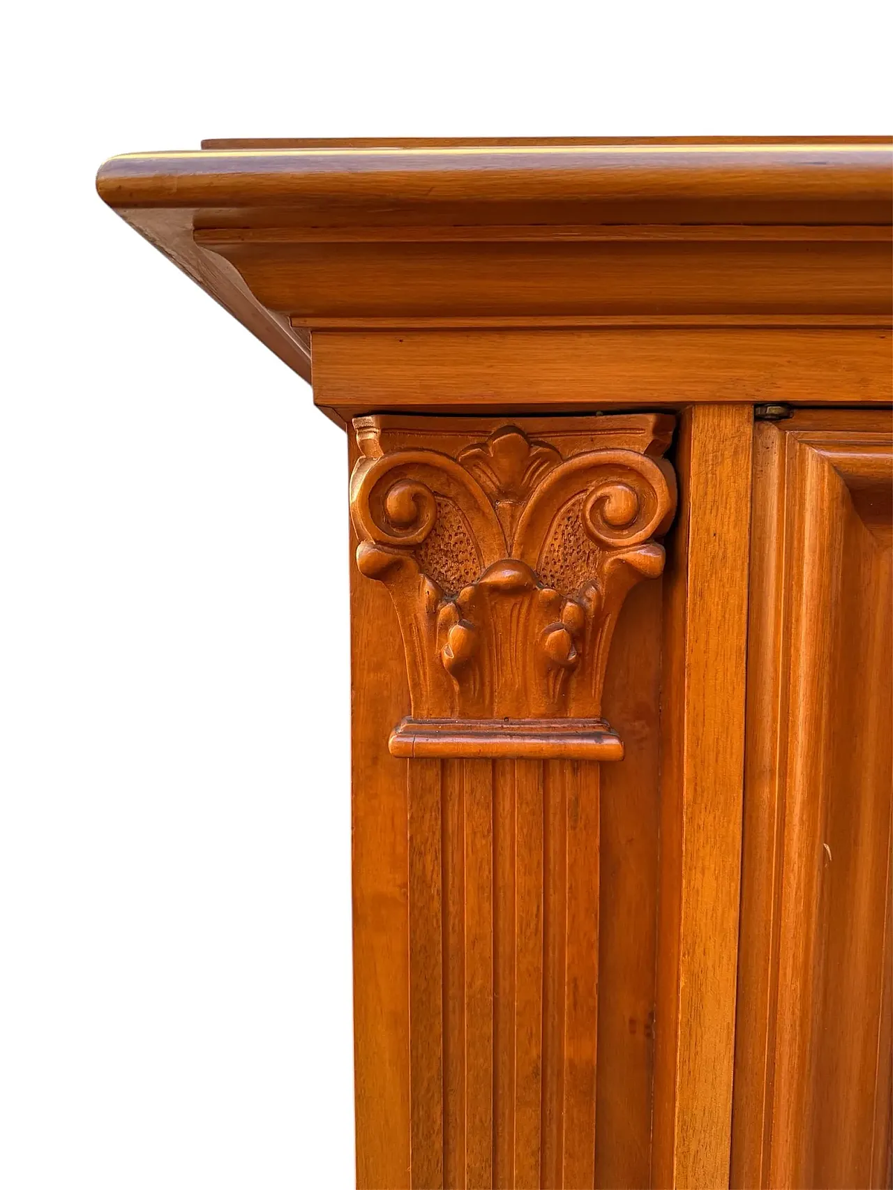 Renaissance-style wooden sideboard, 20th century 5