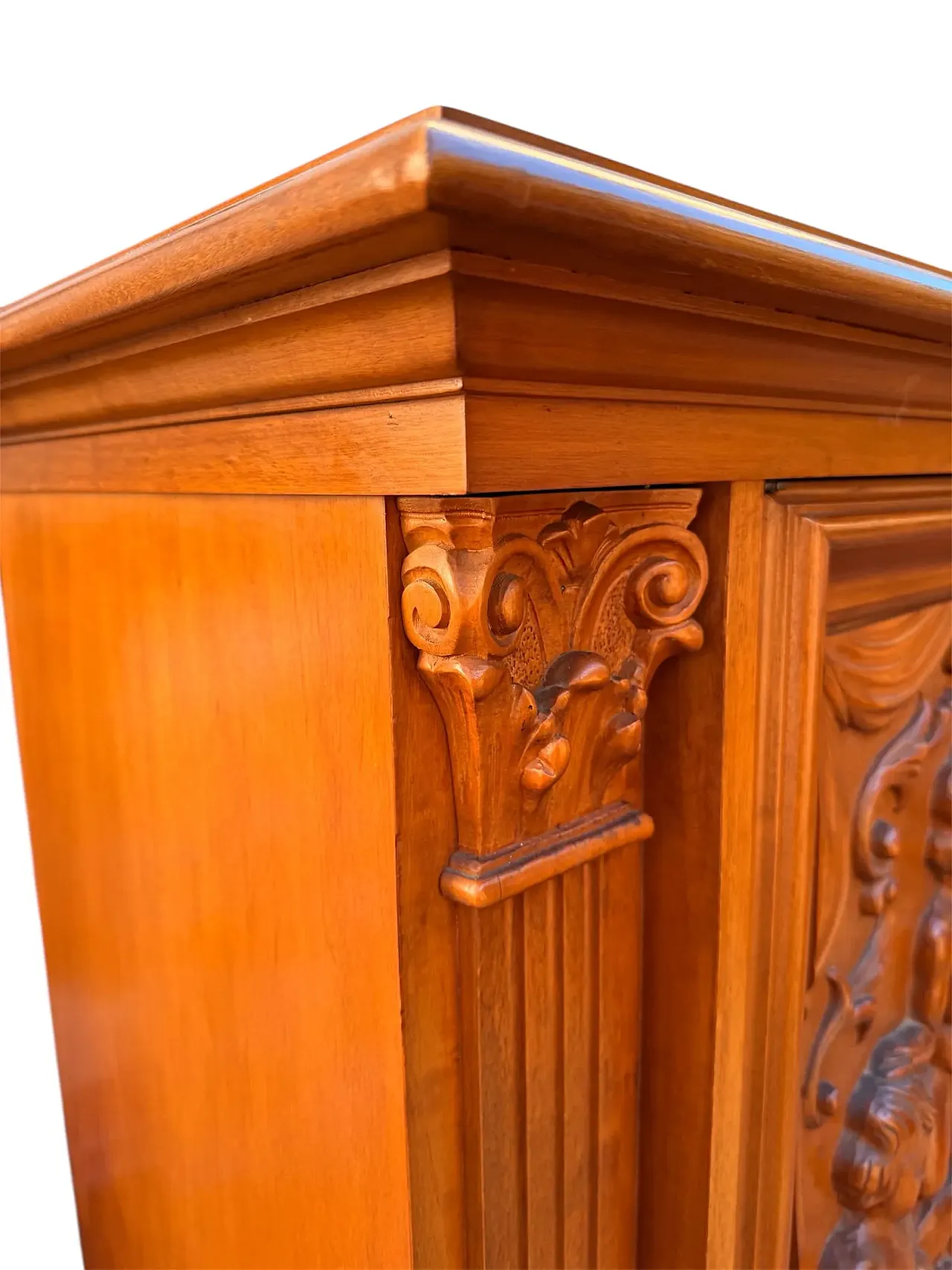 Renaissance-style wooden sideboard, 20th century 6