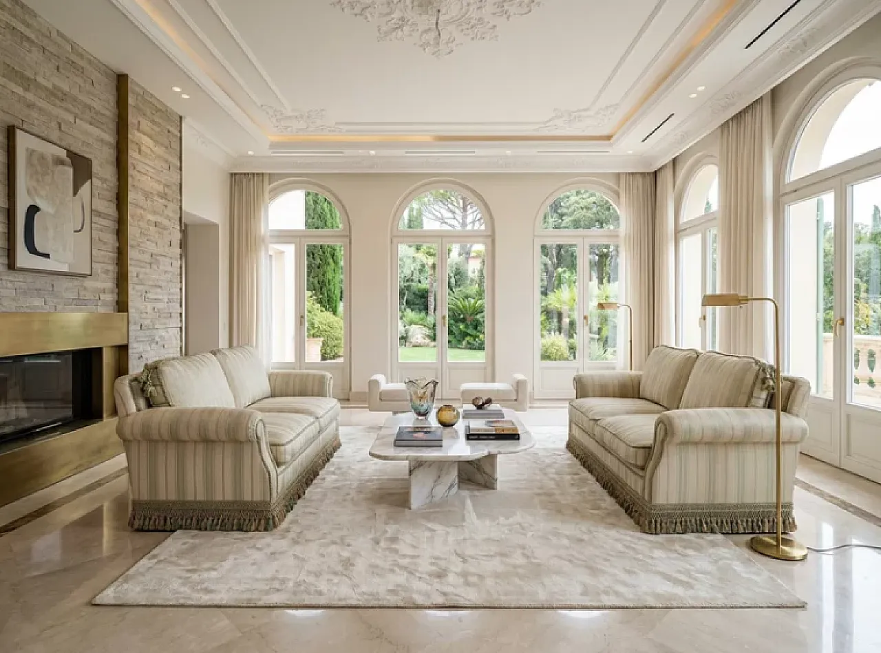 Coppia di divani in seta di San Leucio, anni '80 1