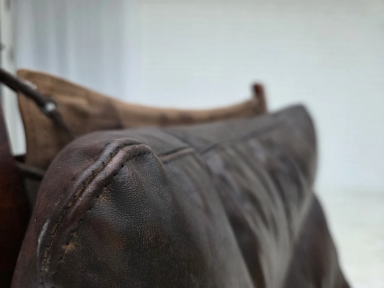 Poltrona norvegese di Ingmar Relling, modello "Siesta", in pelle, 70s 8