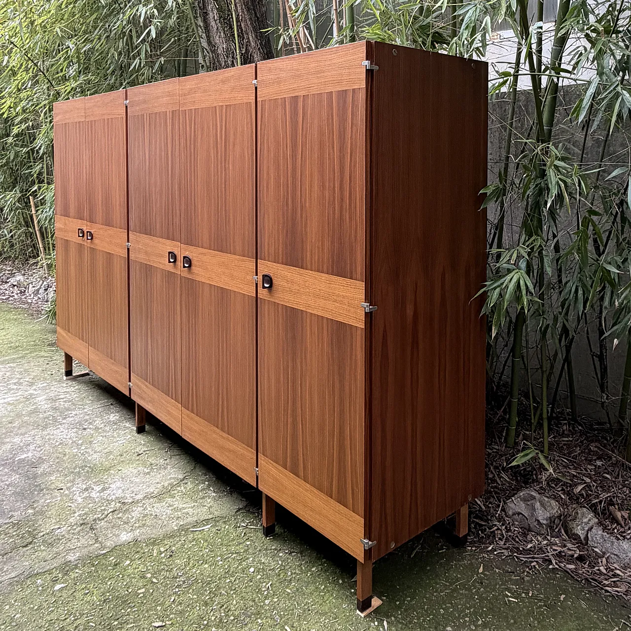 Green wardrobe three mirror doors, feet in trot, 50s 11