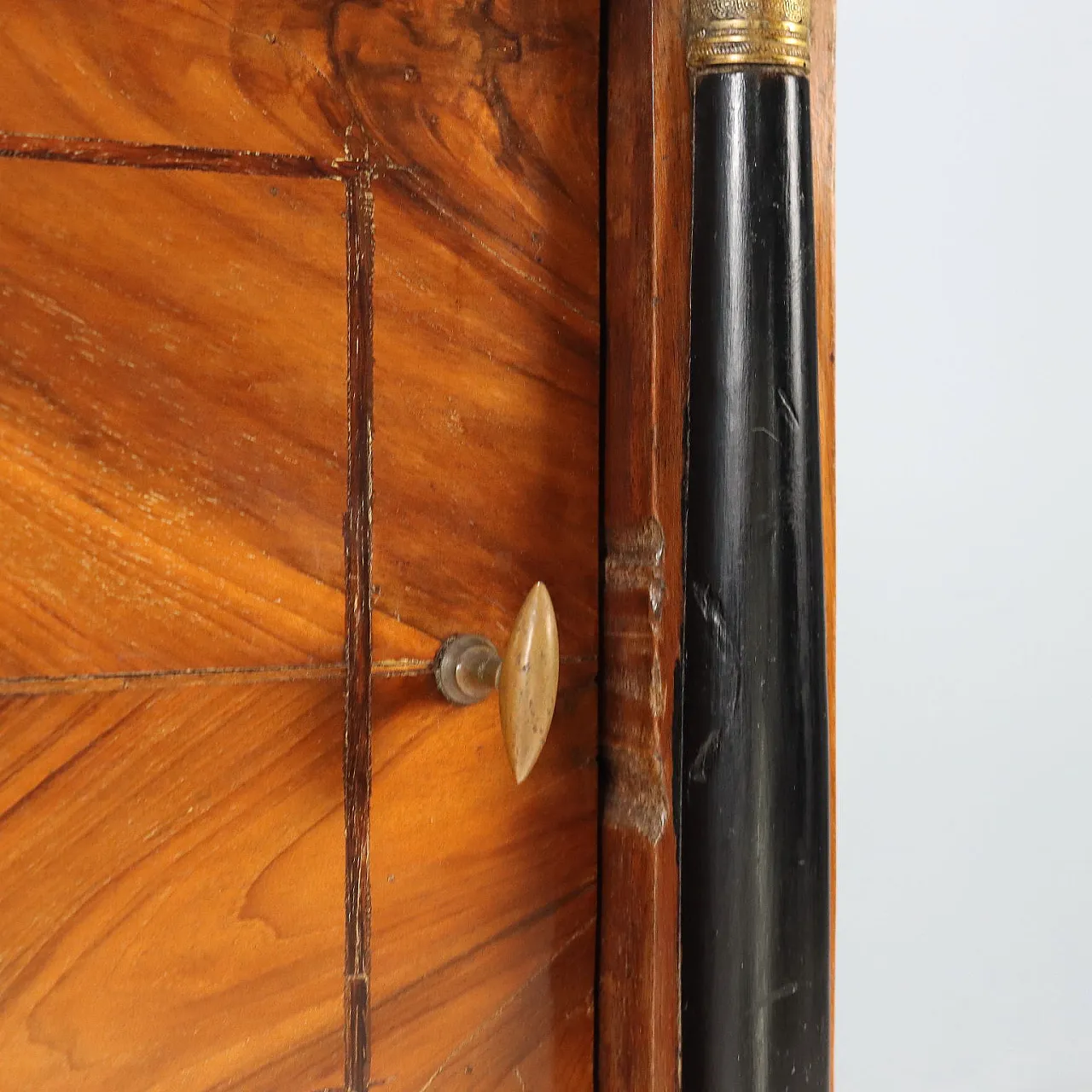 Comodino Impero in noce con finiture in palissandro, inizio '800 5