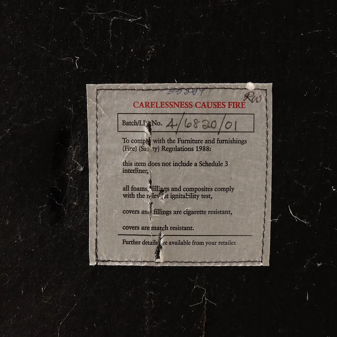 Divano in pelle marrone e gambe in rovere tornito tinto, '900 10