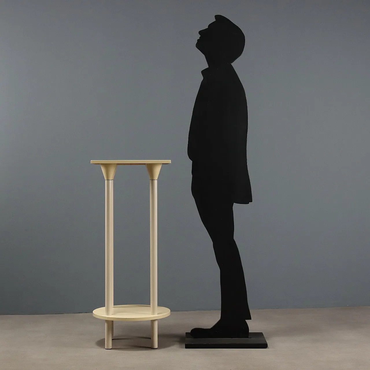 High table in white plastic, 1970s 2