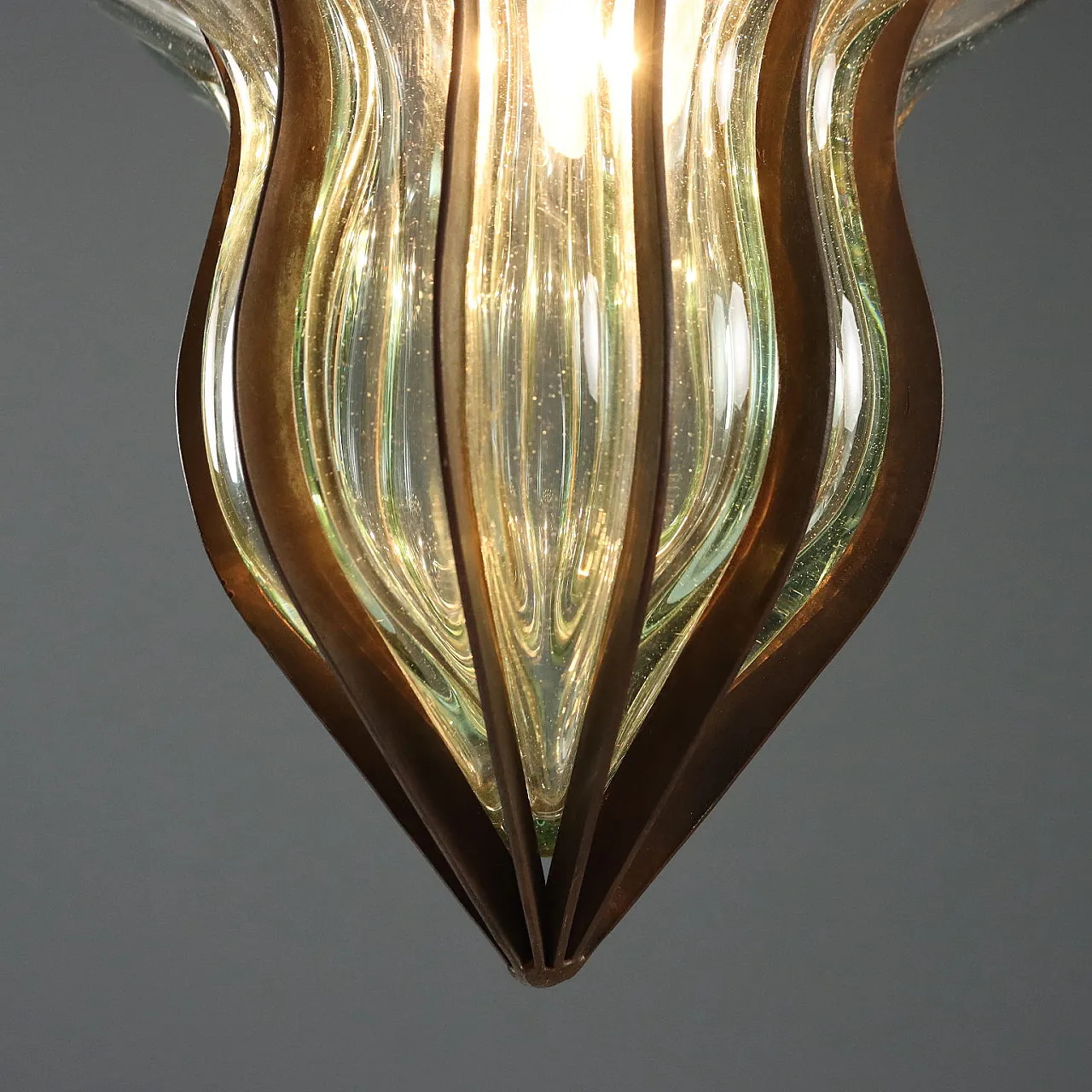 Lacquered & gilded wooden torch holder & cocoo resin, 20th century 4