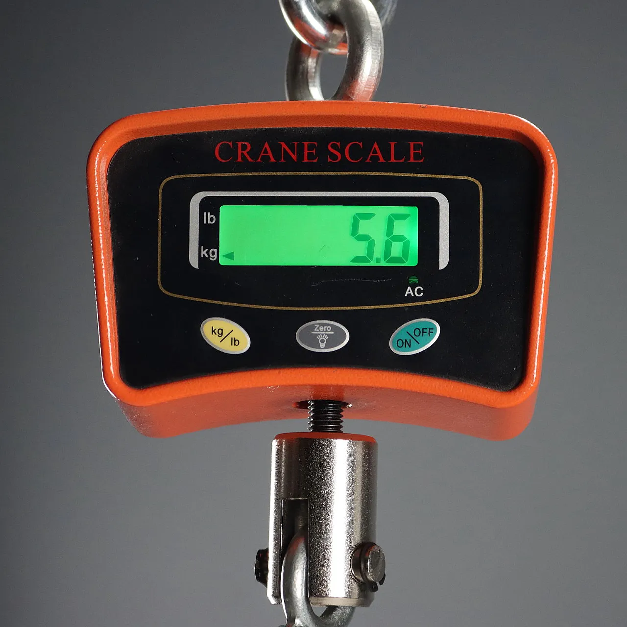 Twelve-light chandelier in curled and gilded iron, 20th century 9