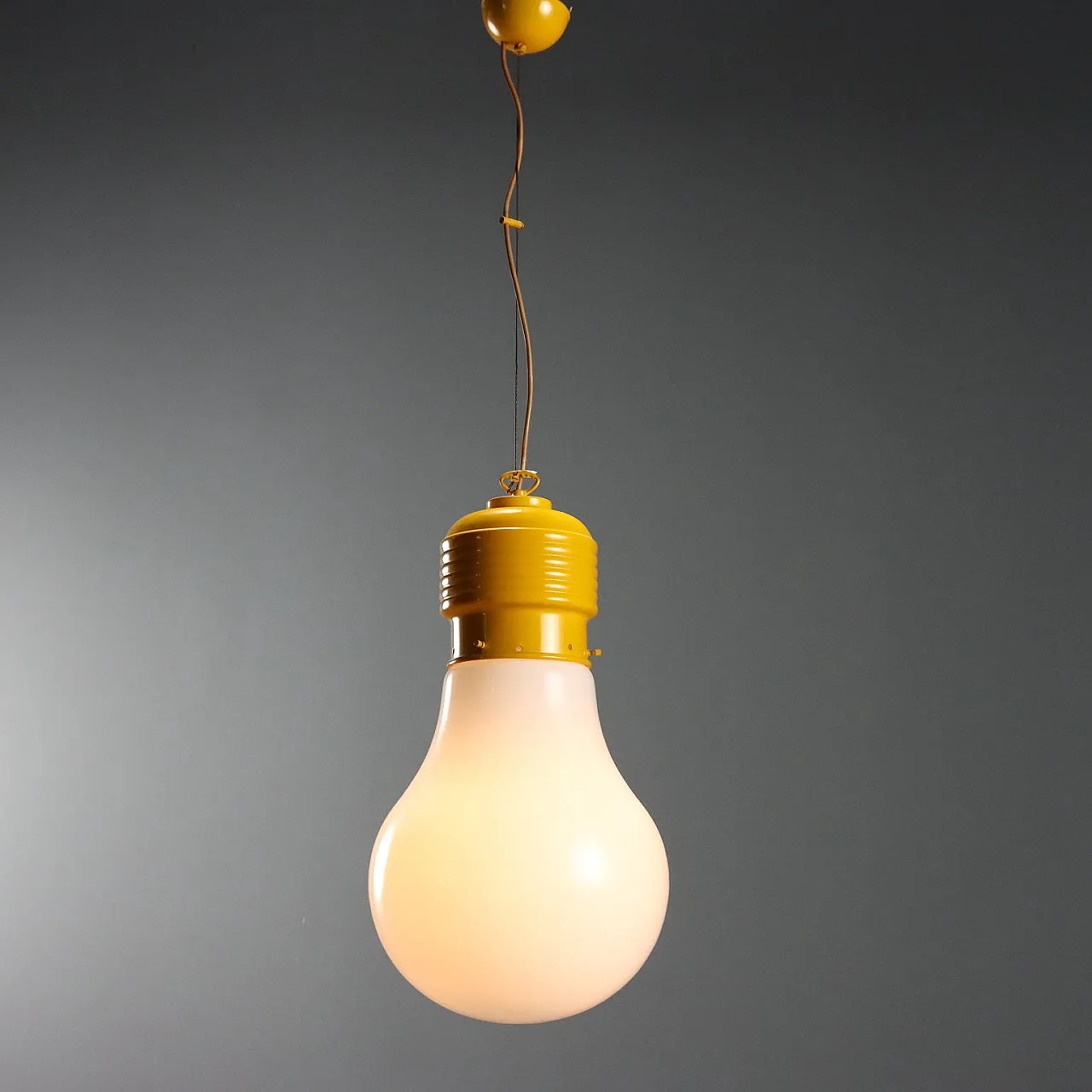 Lacquered metal chandelier with glass bulb diffuser, 20th century 1