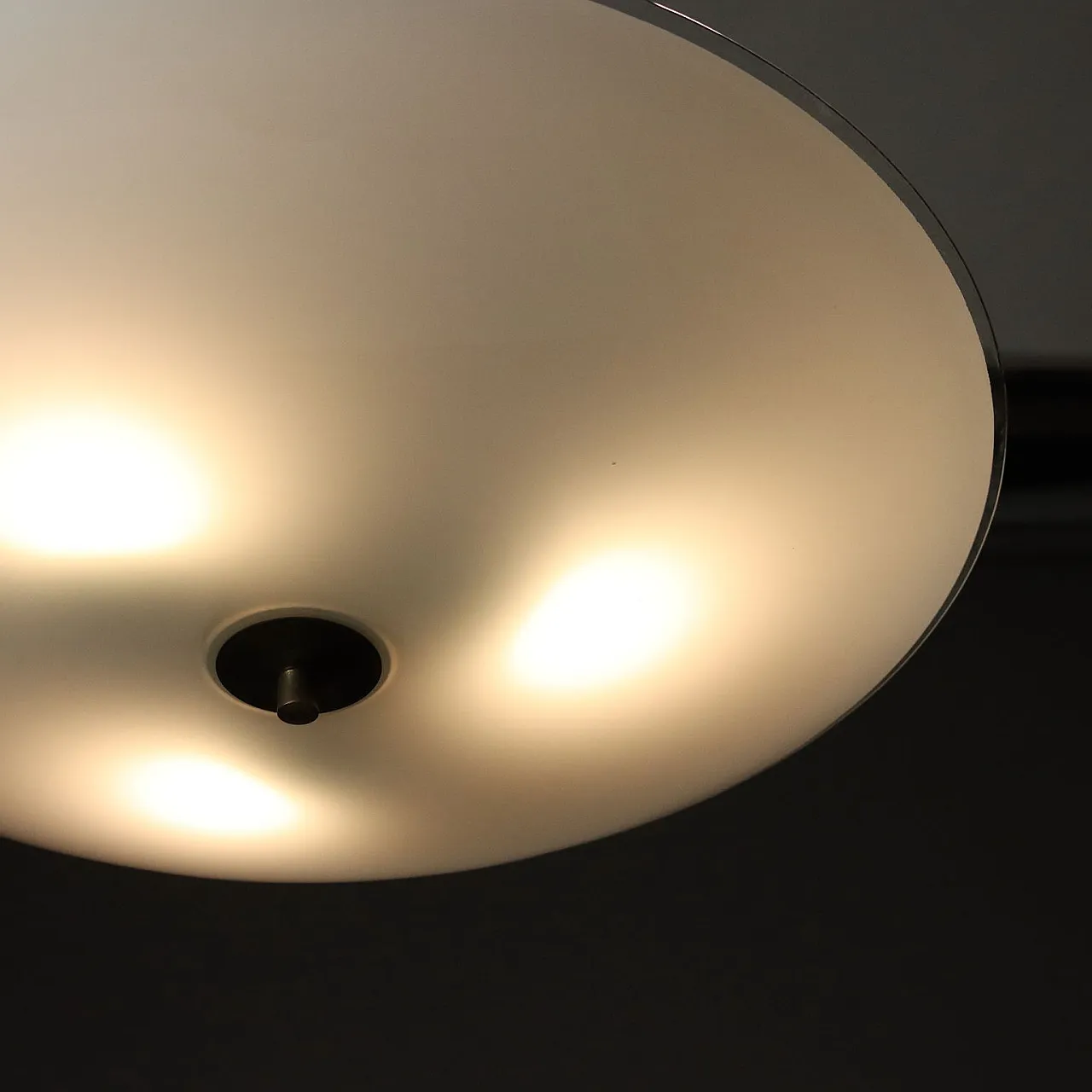 Disk shaped chandelier in brass and glass, Italy 1950s 4