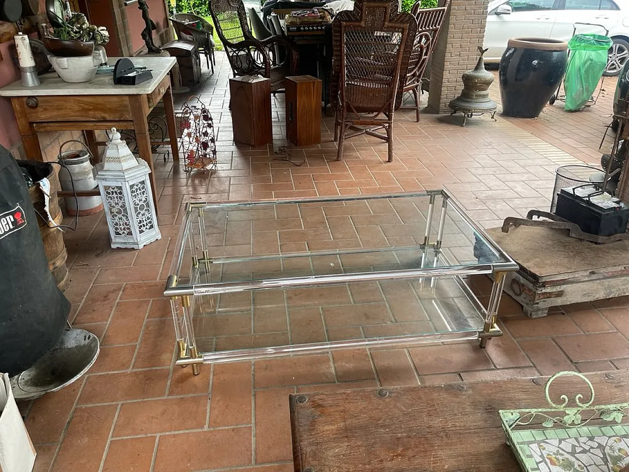 Large crystal and acrylic coffee table, Italy, 1970s 2
