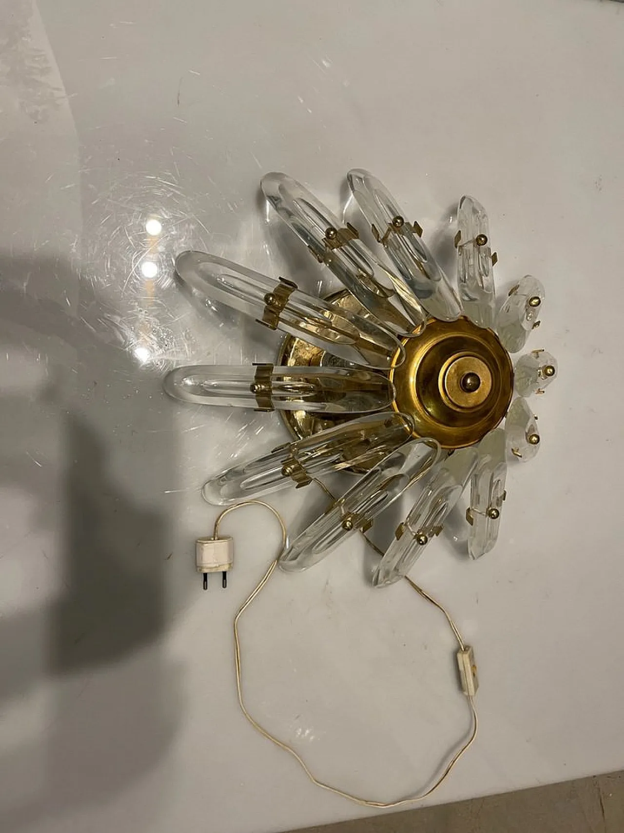 Mid-Century crystal and brass table lamp by Gaetano Sciolari, 1970s 5