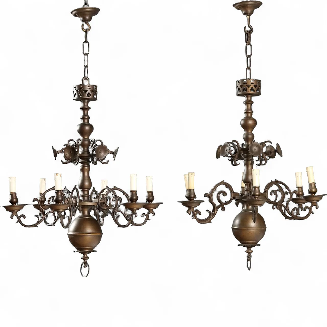 Coppia di lampadari in metallo brunito, primo '900 10