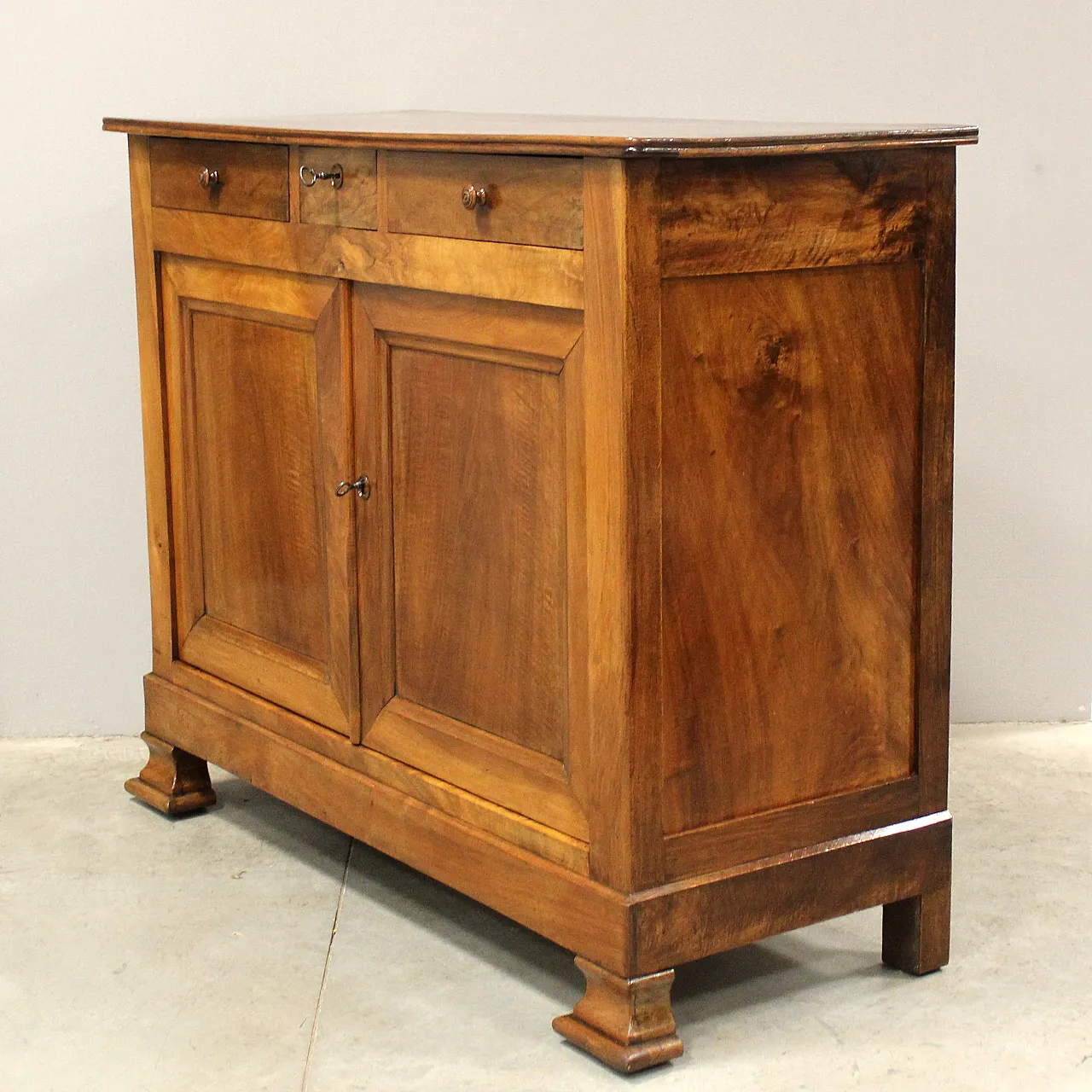 Louis Philippe sideboard walnut, 19th century 4