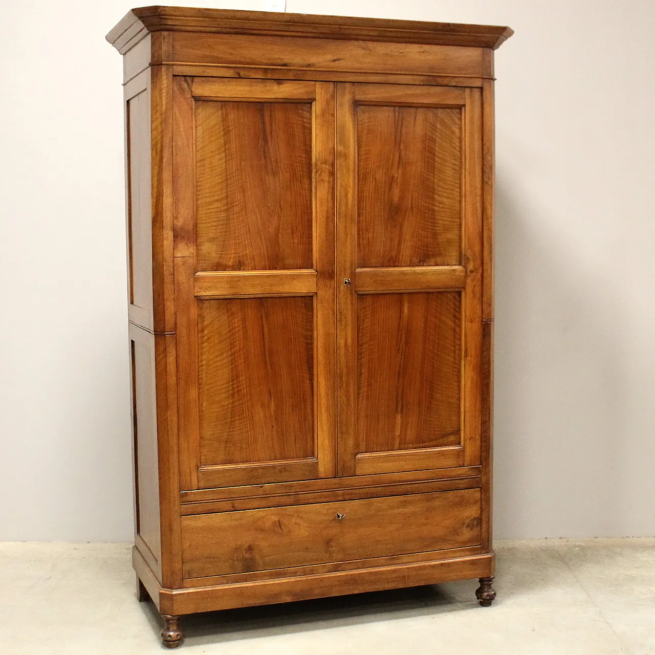 Louis Philippe sideboard wardrobe walnut, 19th century Italian 1