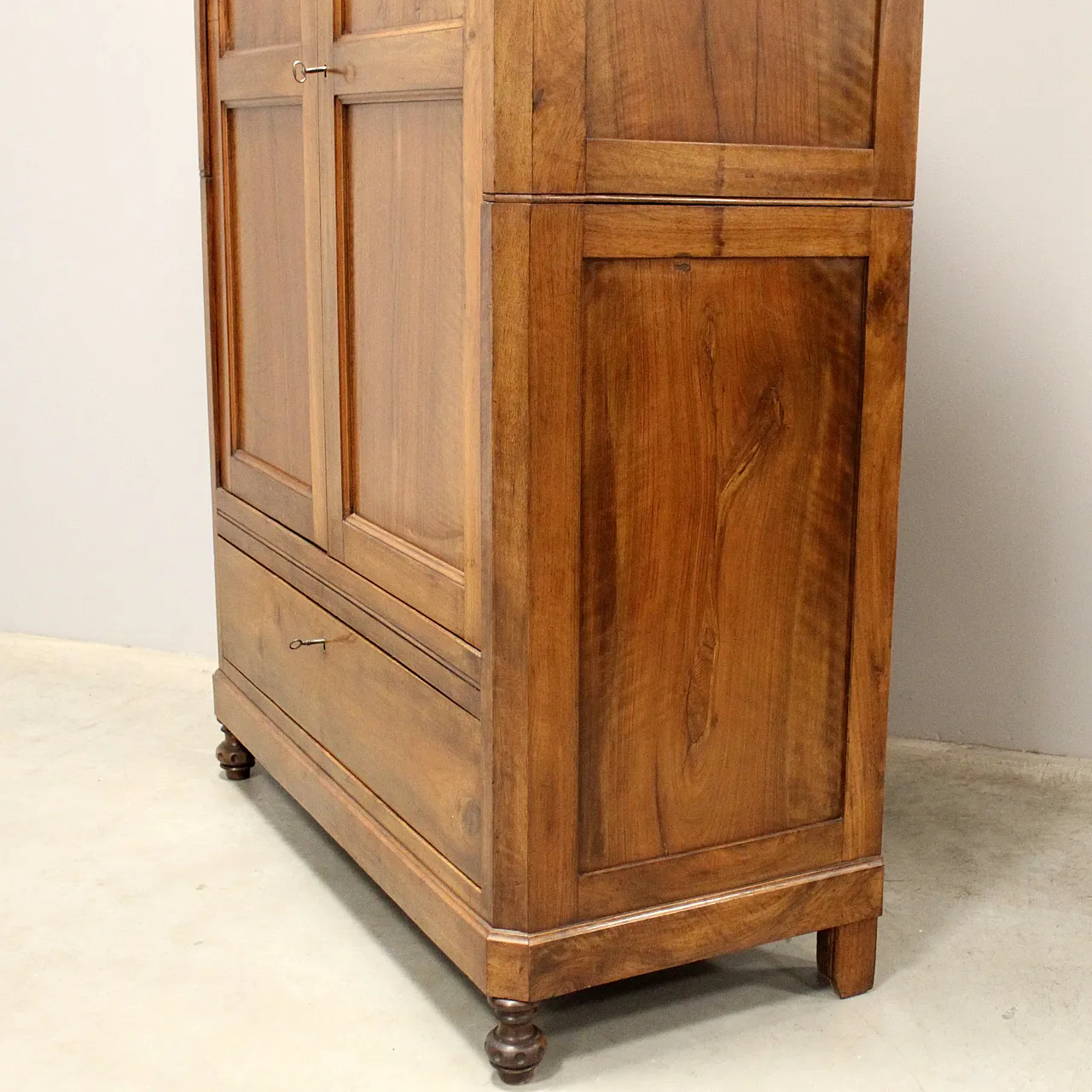 Louis Philippe sideboard wardrobe walnut, 19th century Italian 9