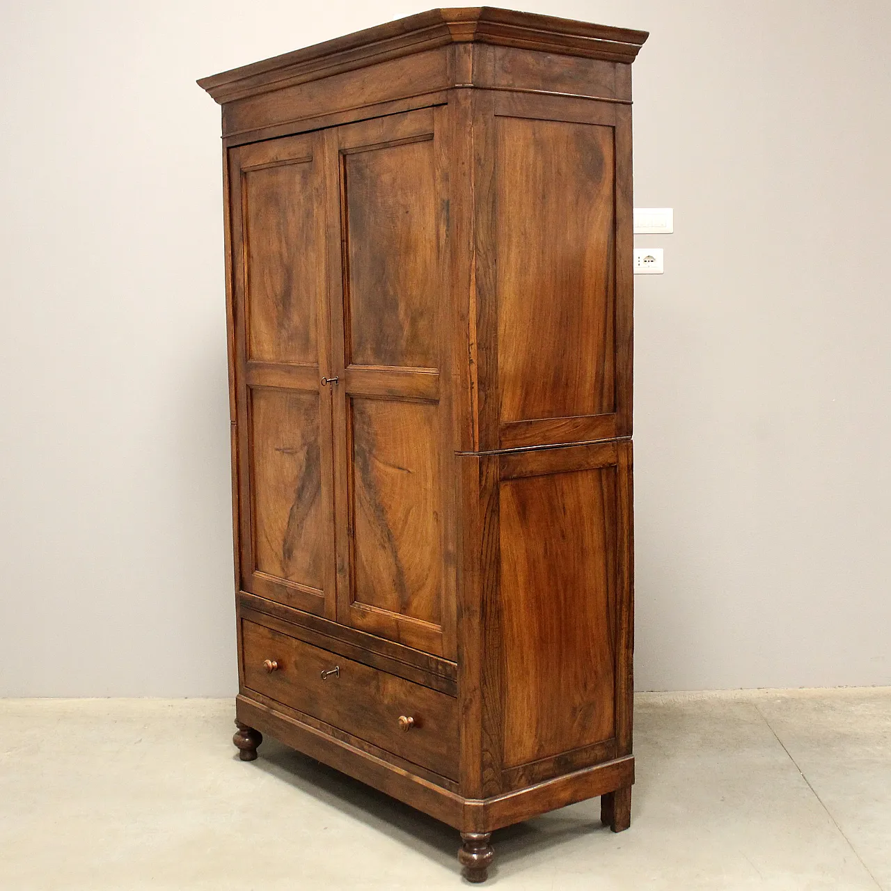 Louis Philippe sideboard wardrobe walnut, 19th century 5
