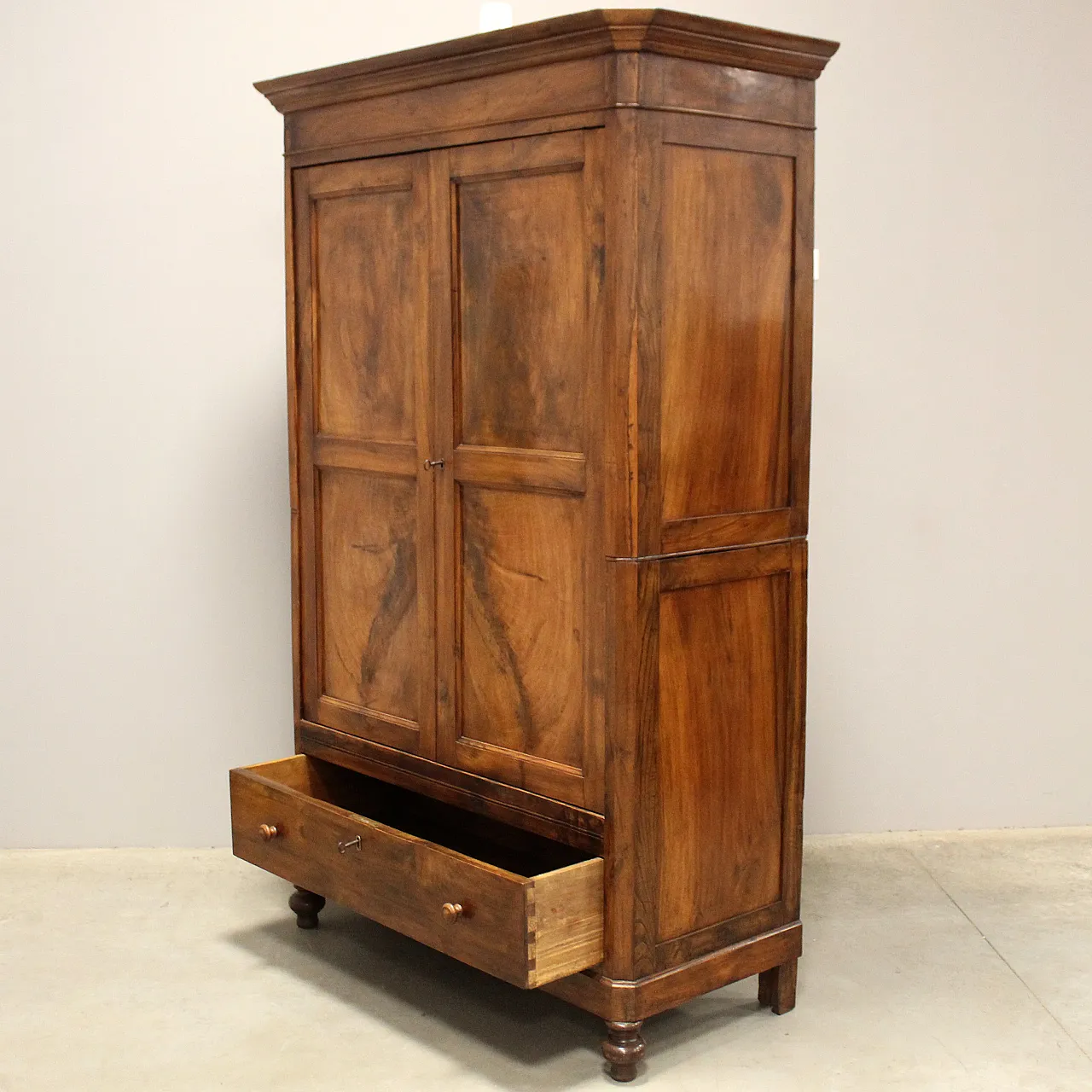 Louis Philippe sideboard wardrobe walnut, 19th century 6