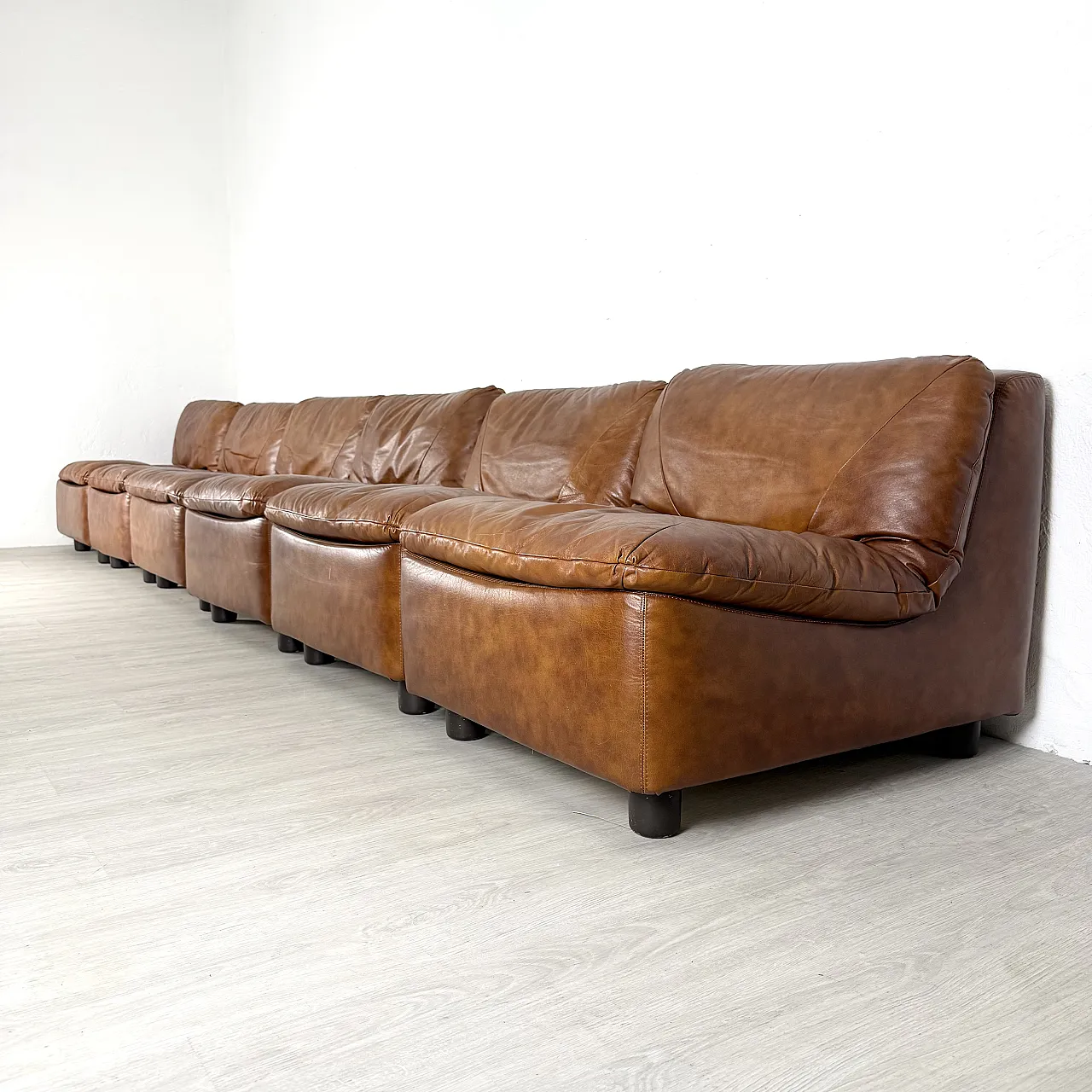 Modular leather sofa, 70s 1