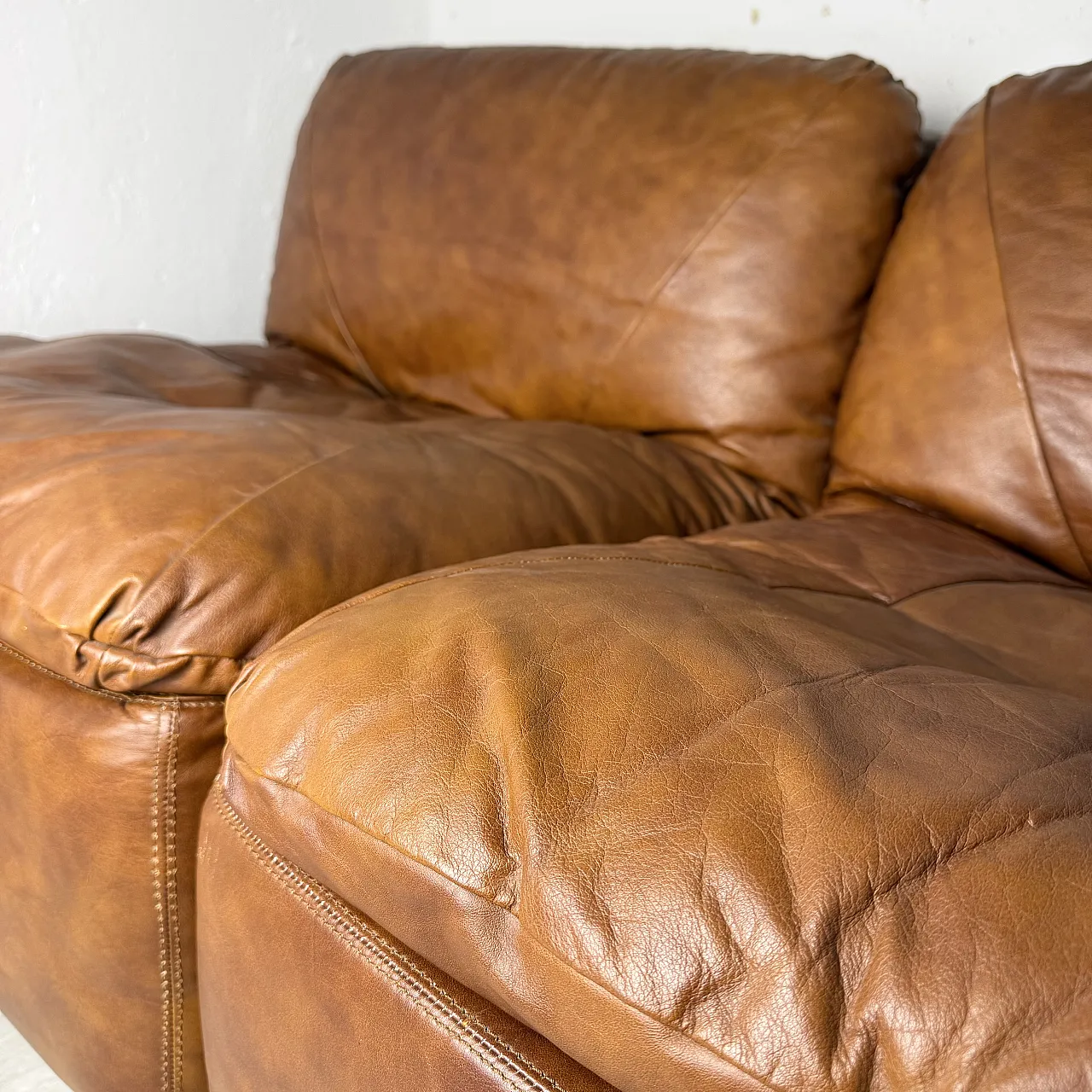 Modular leather sofa, 70s 10