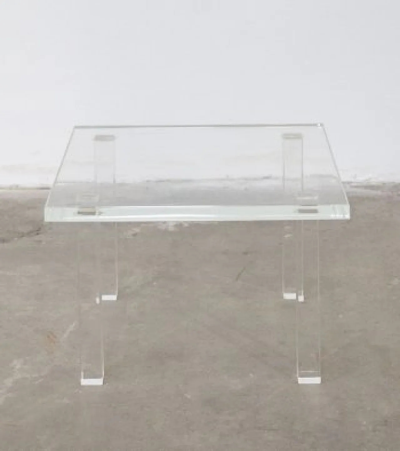Acrylic glass coffee table, late 20th century 2