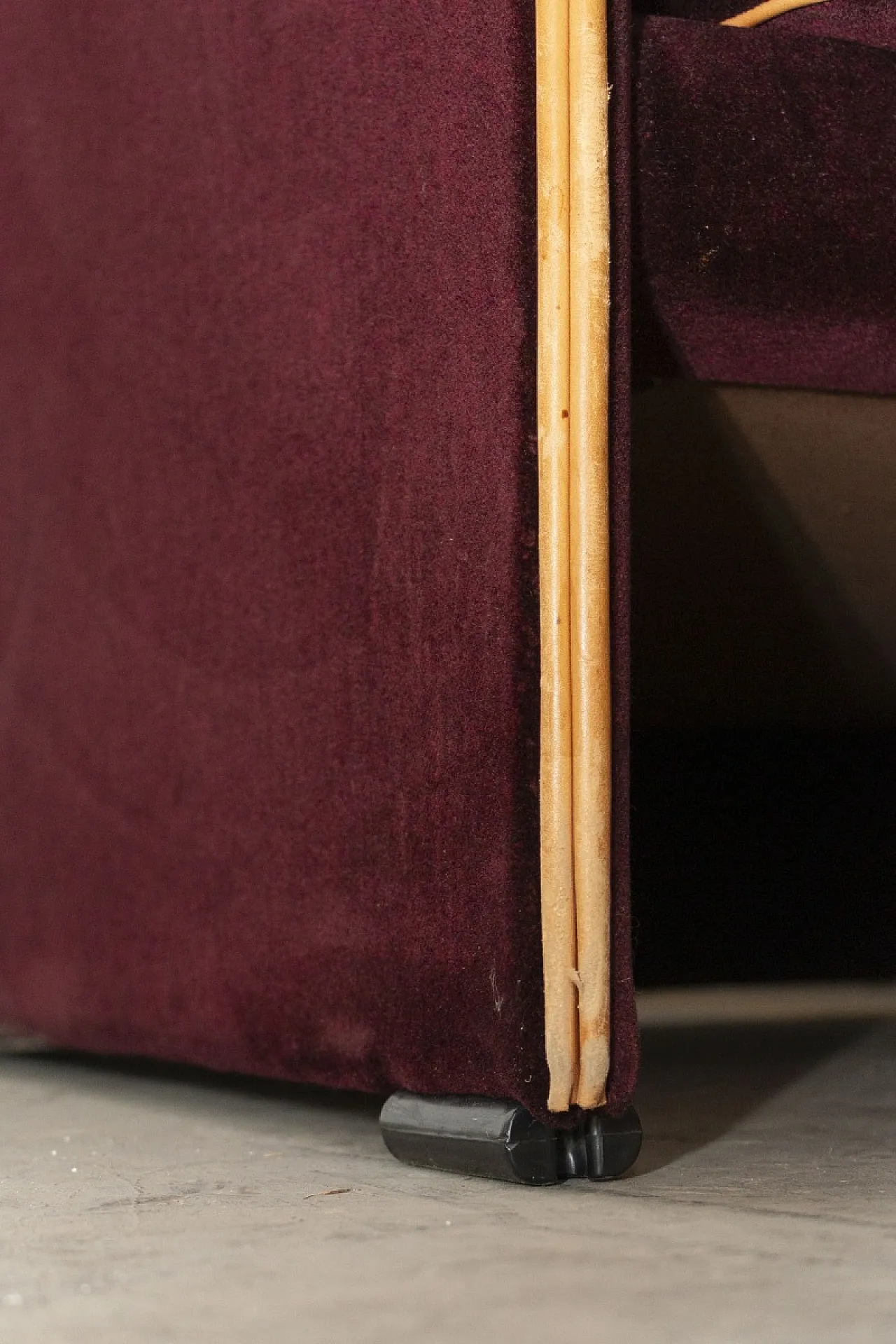 Divano in velluto di Mario Bellini per Cassina, anni '70 6