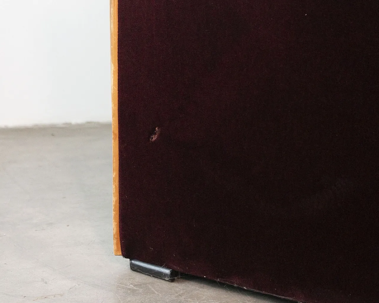 Divano in velluto di Mario Bellini per Cassina, anni '70 13