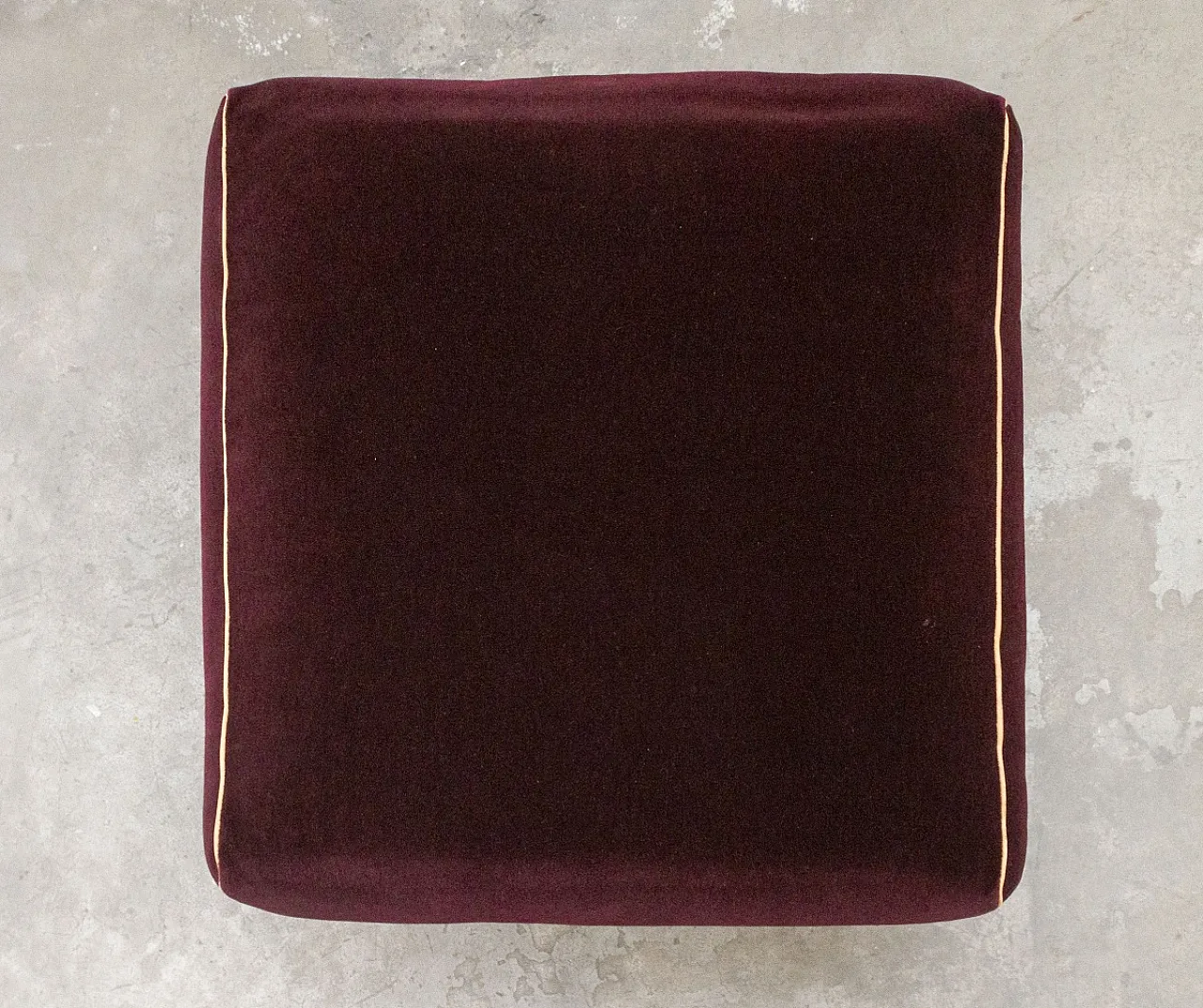Duc velvet pouf by Mario Bellini for Cassina, 1970s 3
