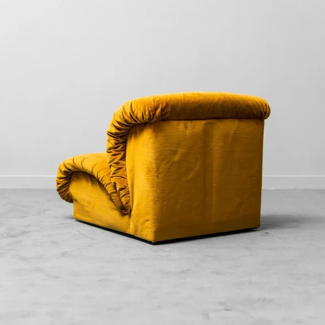 Coppia di poltrone Doimo Salotti, anni '70 4