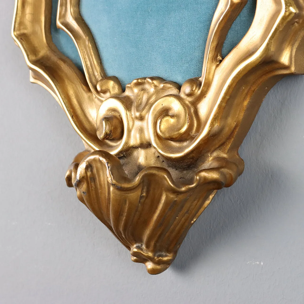 Gilded and chiseled bronze crucifix, late 19th century 7