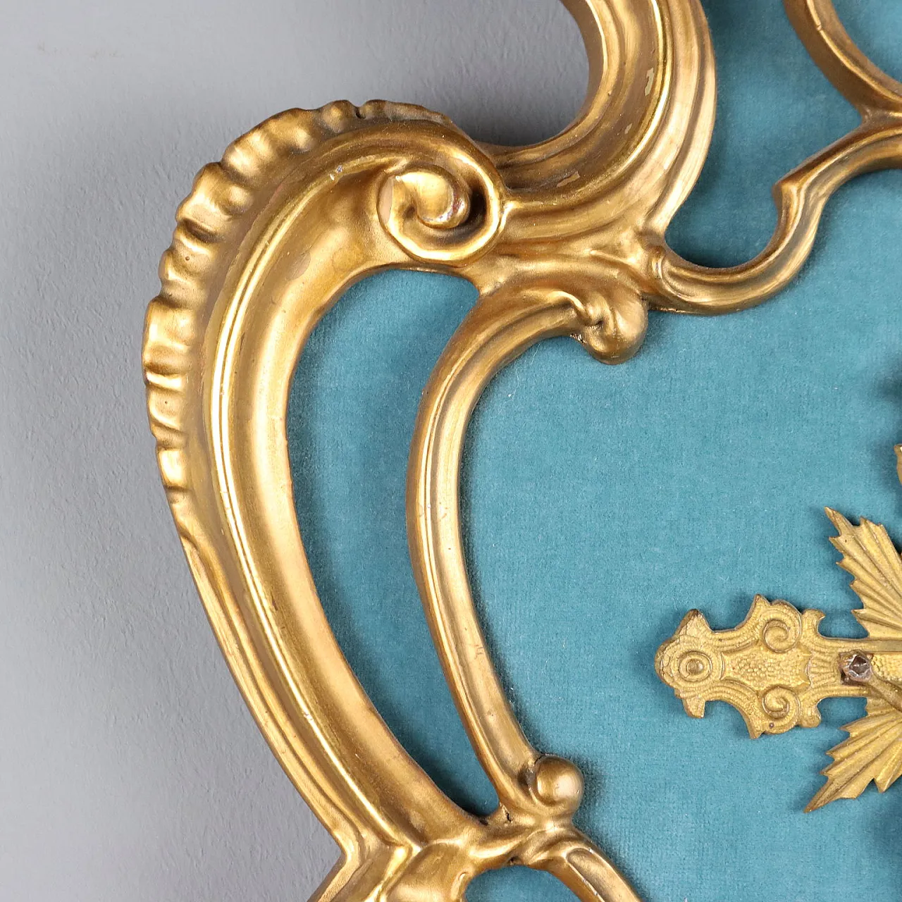 Gilded and chiseled bronze crucifix, late 19th century 8