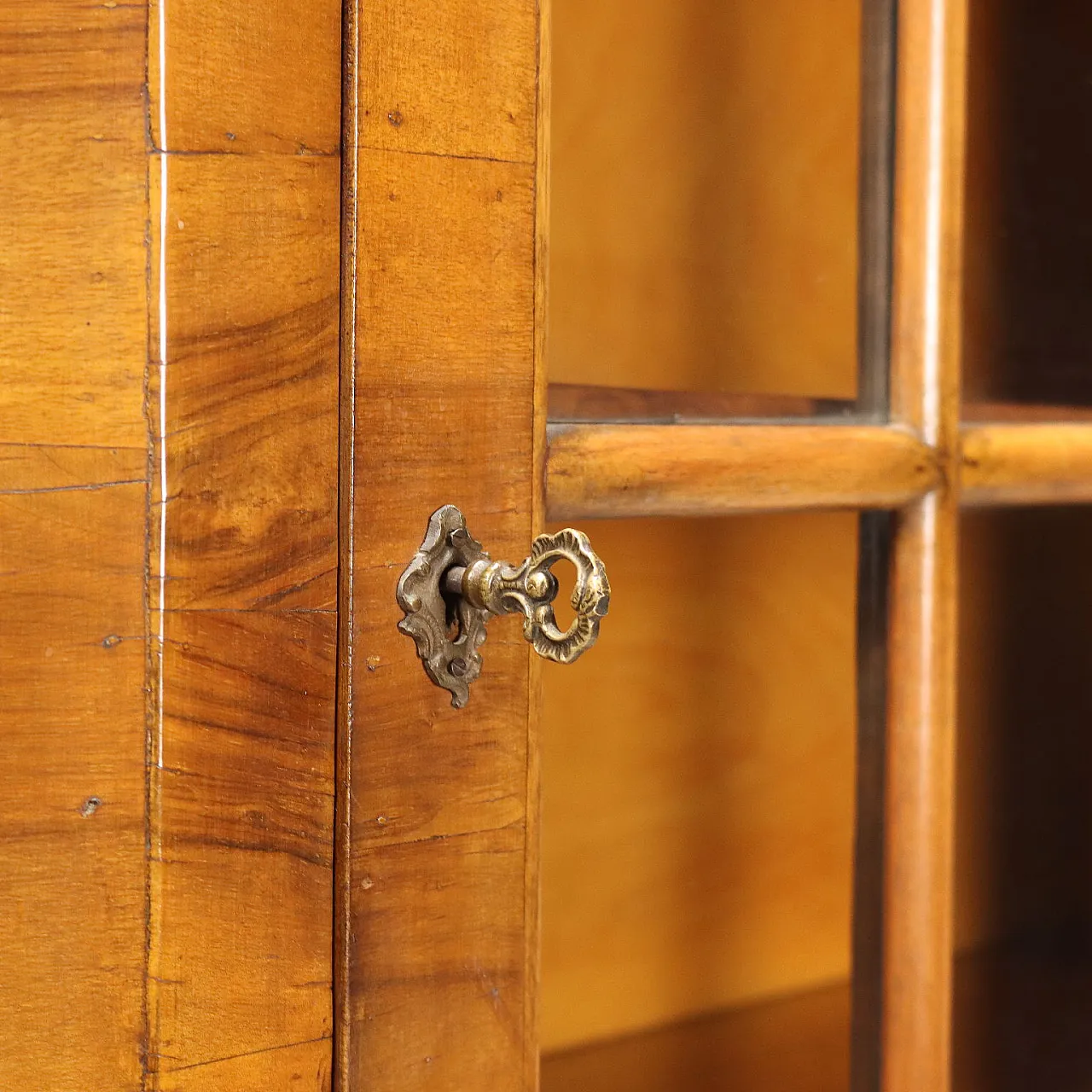 Walnut & glass display cabinet with trapezoidal section, 20th century 7
