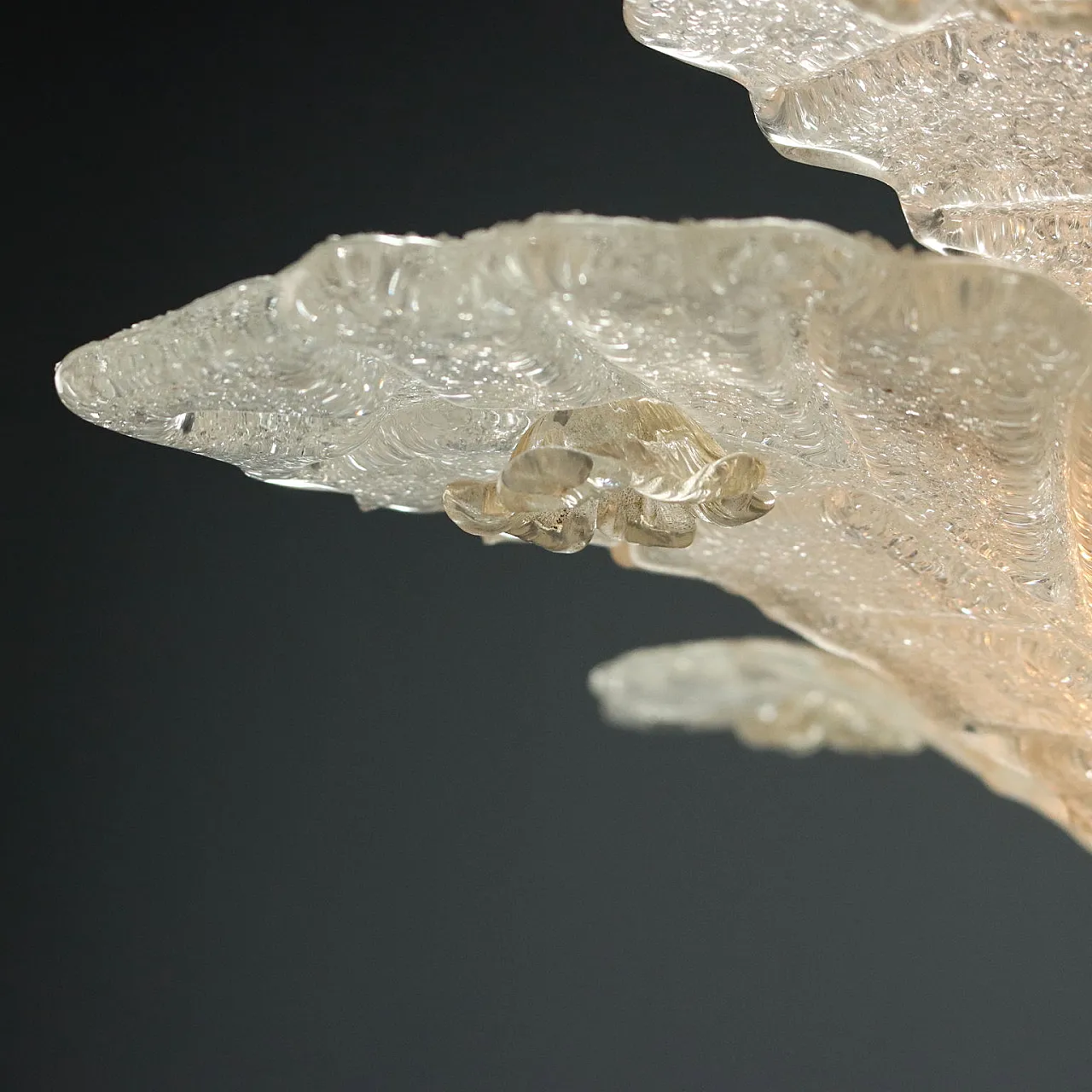 Gold-plated metal lamp with Murano glass leaves, 20th century 4