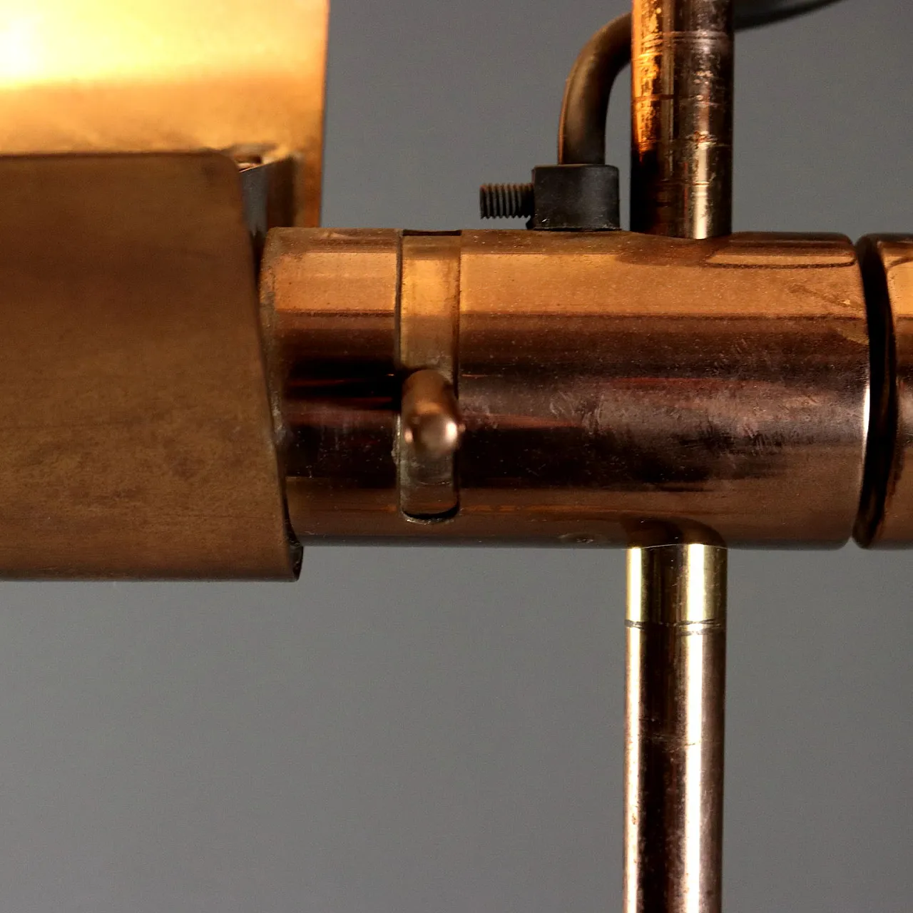 Floor lamp with marble base and brass structure, 20th century 5