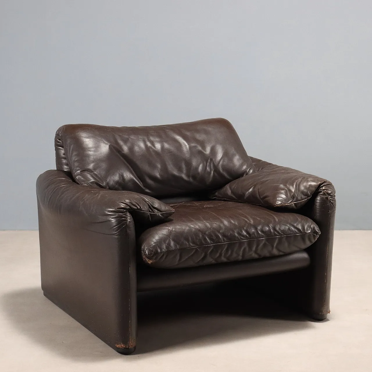 Armchair with foam padding and leather upholstery, 20th century 1