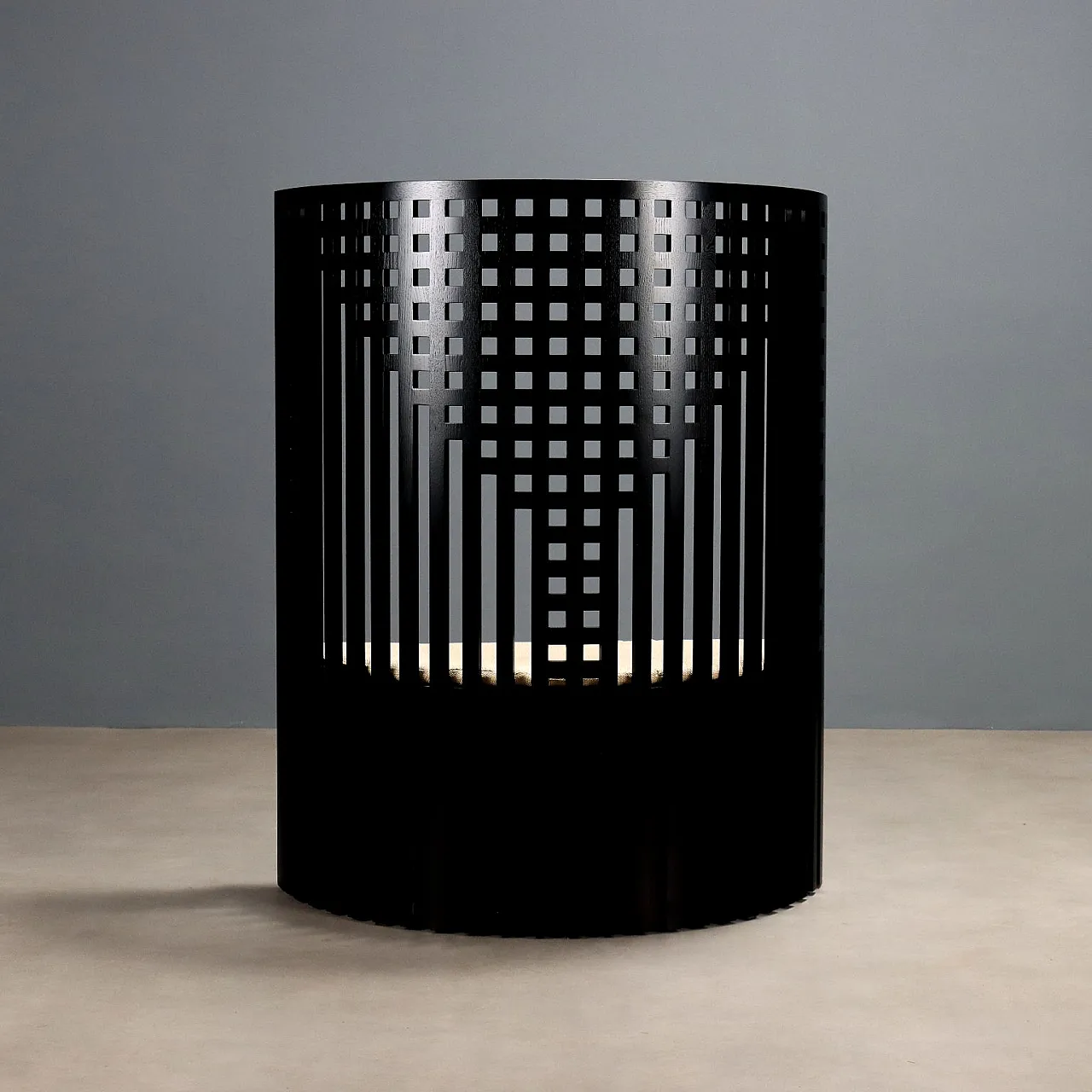 Poltrona in legno di frassino, espanso e tessuto di Cassina, '900 10