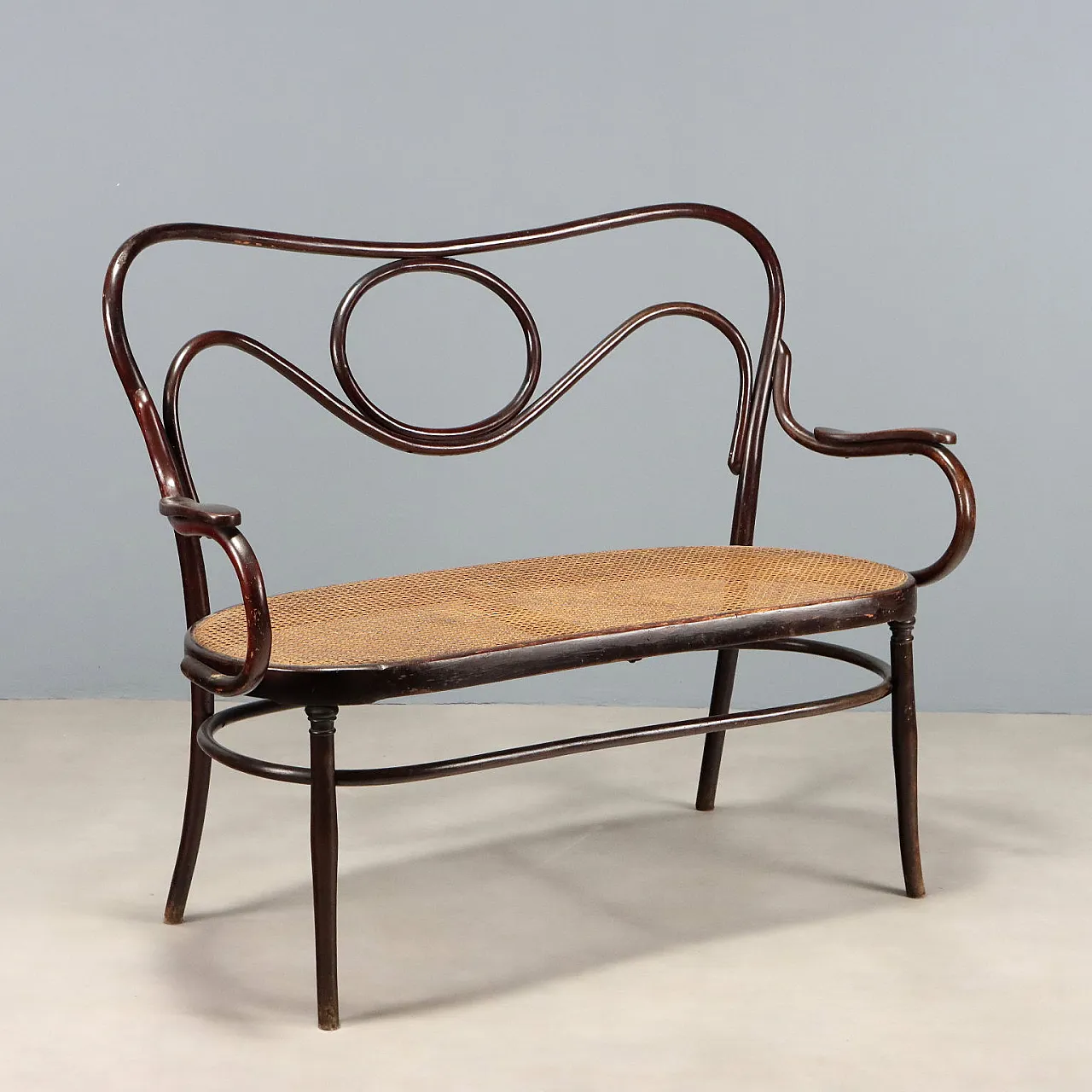 Two-seater sofa in walnut-stained curved beech, late 19th century 1
