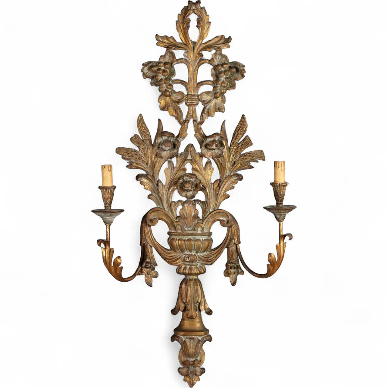 Carved and gilded wooden wall lamp, early 20th century 11