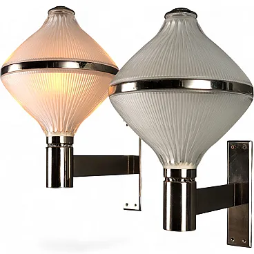 Pair of nickel-plated metal wall lights & glass diffuser, 20th century