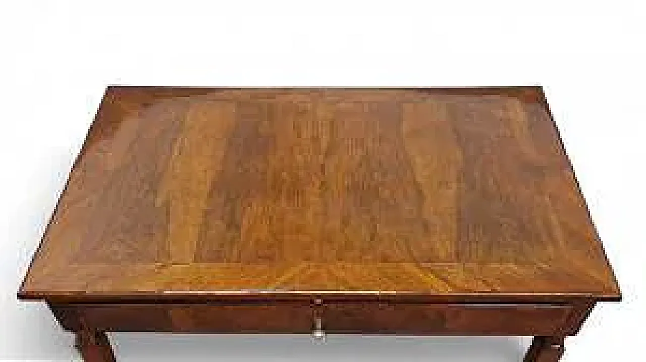 Scrivania lastronata in noce, fine '700 3