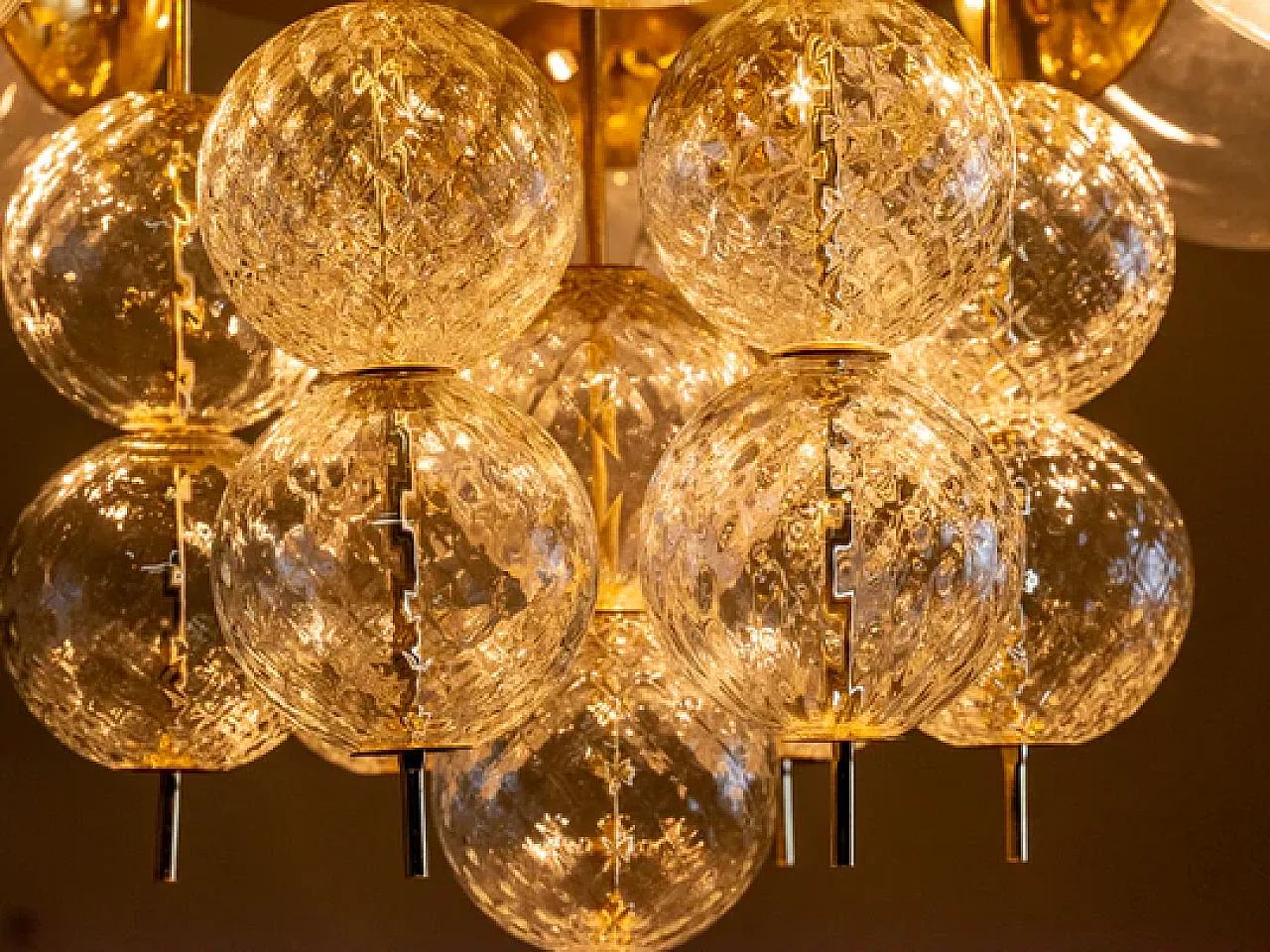 Lampadario in ottone e vetro della metà del secolo, anni '60 4