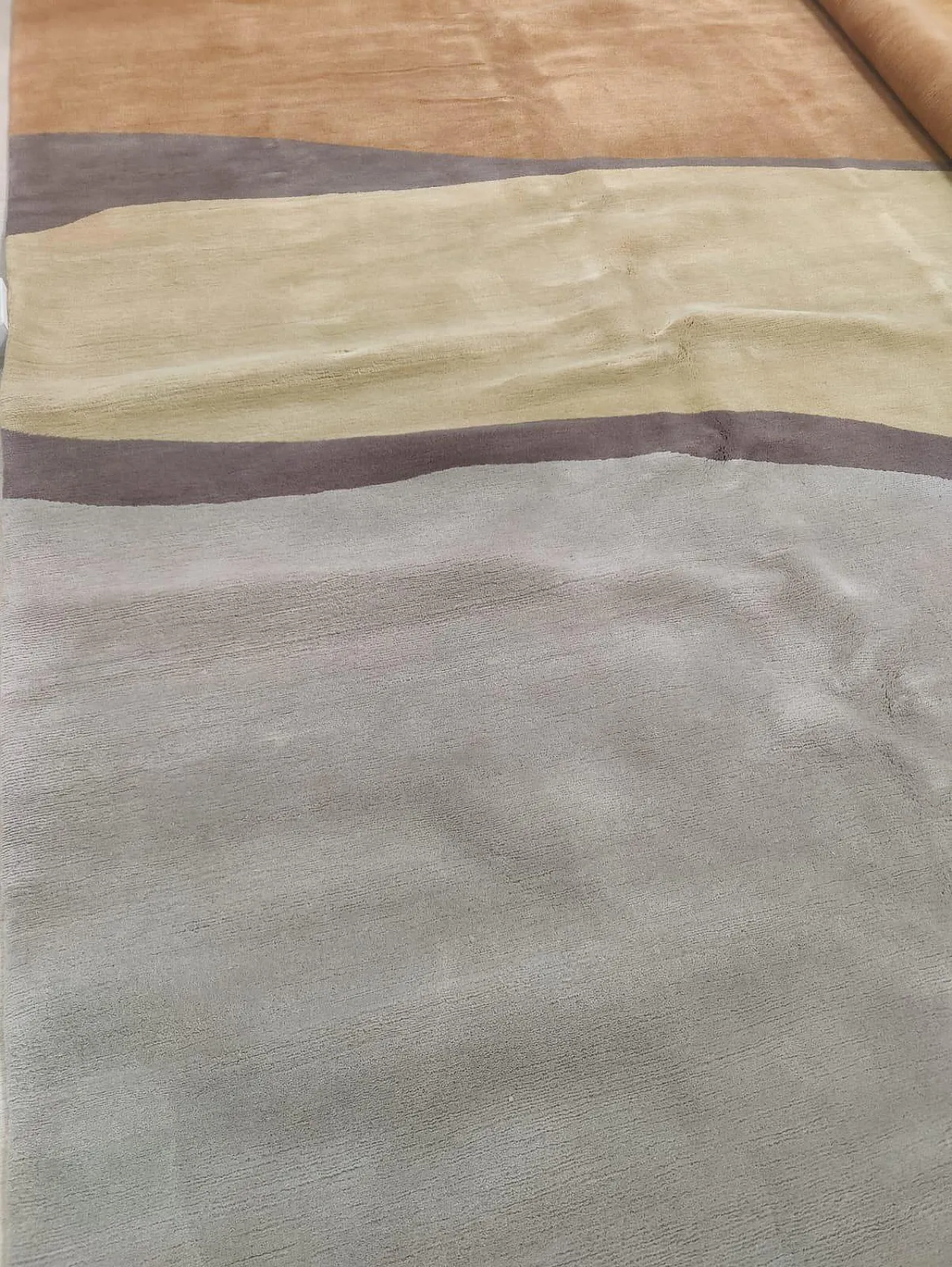 Large hand-knotted Tibetan rug in pure wool, 2000s 9