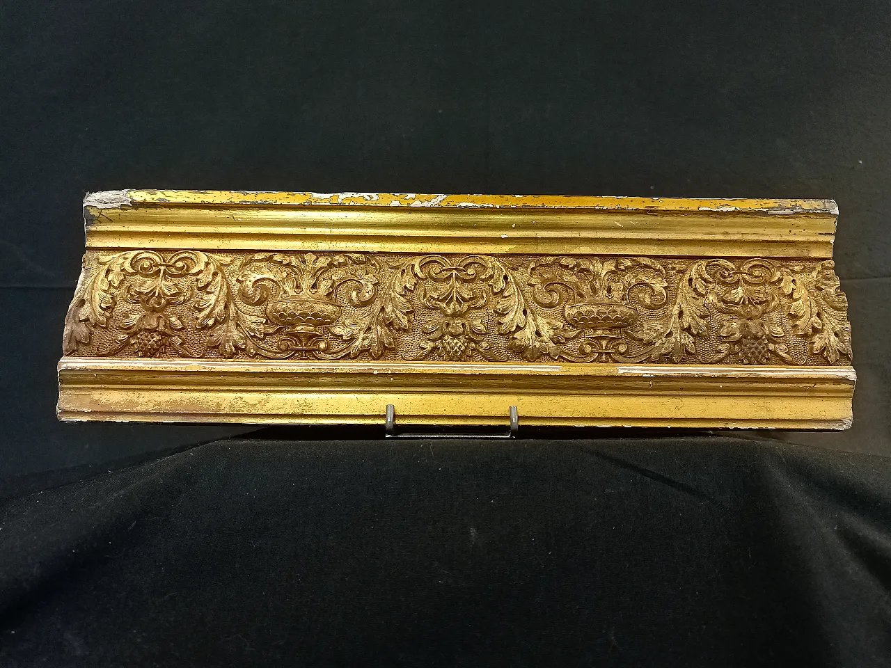 Shelf neoclassical frieze gilded wood gouache, late 19th century 12