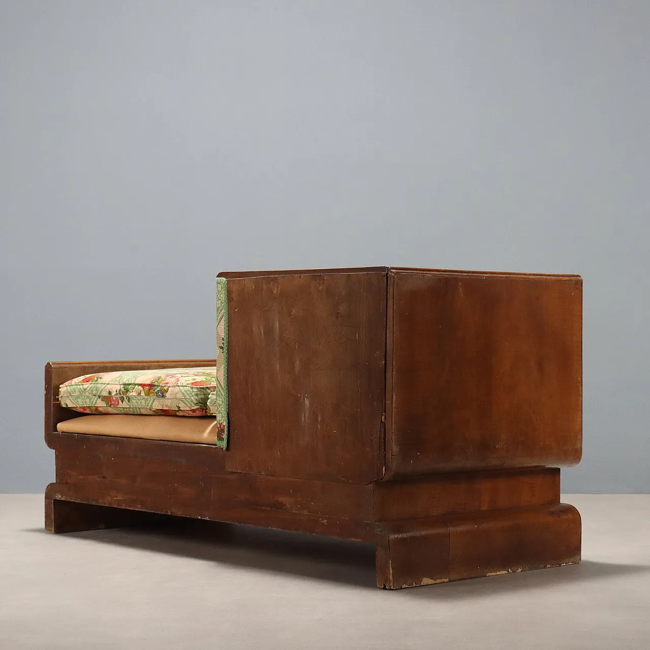 Art Deco sofa in walnut and walnut frame, late 20th century 9