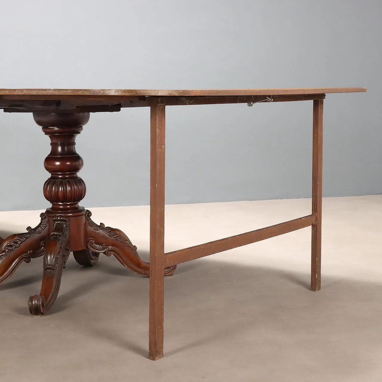 Pair of Victorian mahogany bookcase tables, 19th century 6